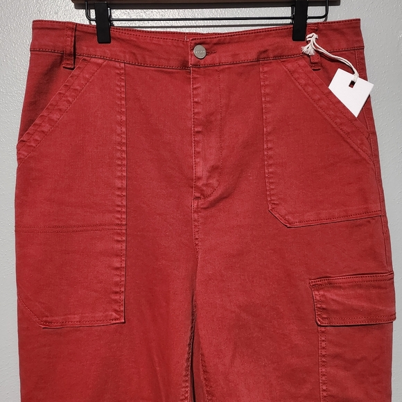 RISEN NWT High Rise Cargo Boyfriend Jeans Rolled Up Hem Size 15/32 Color Brick - Picture 5 of 16